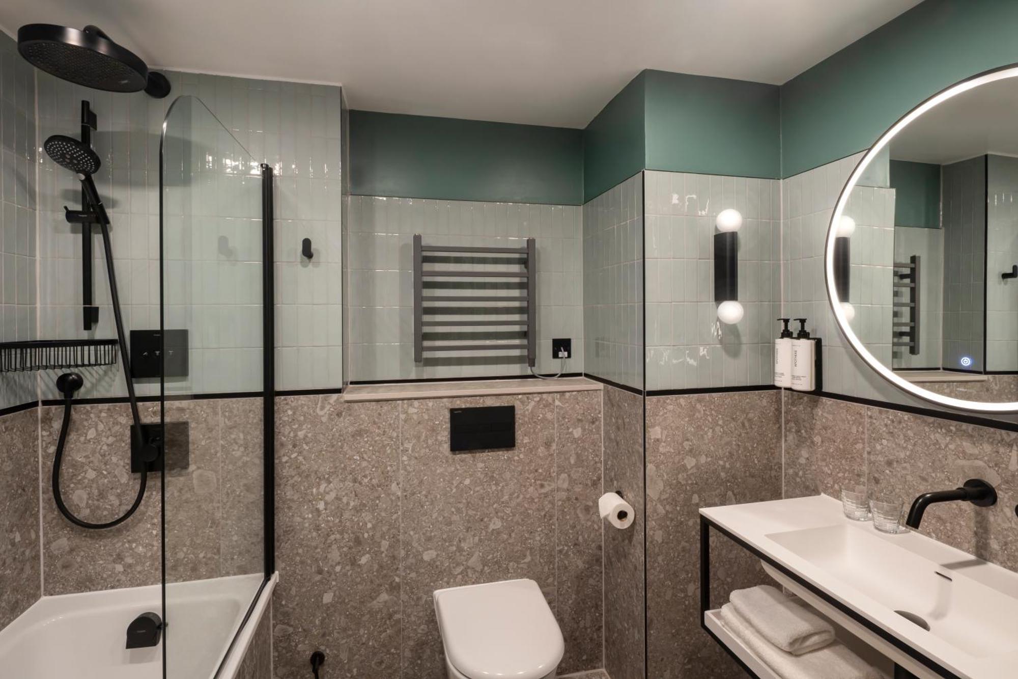 Voco Fareham - Solent By Ihg Hotel Exterior foto