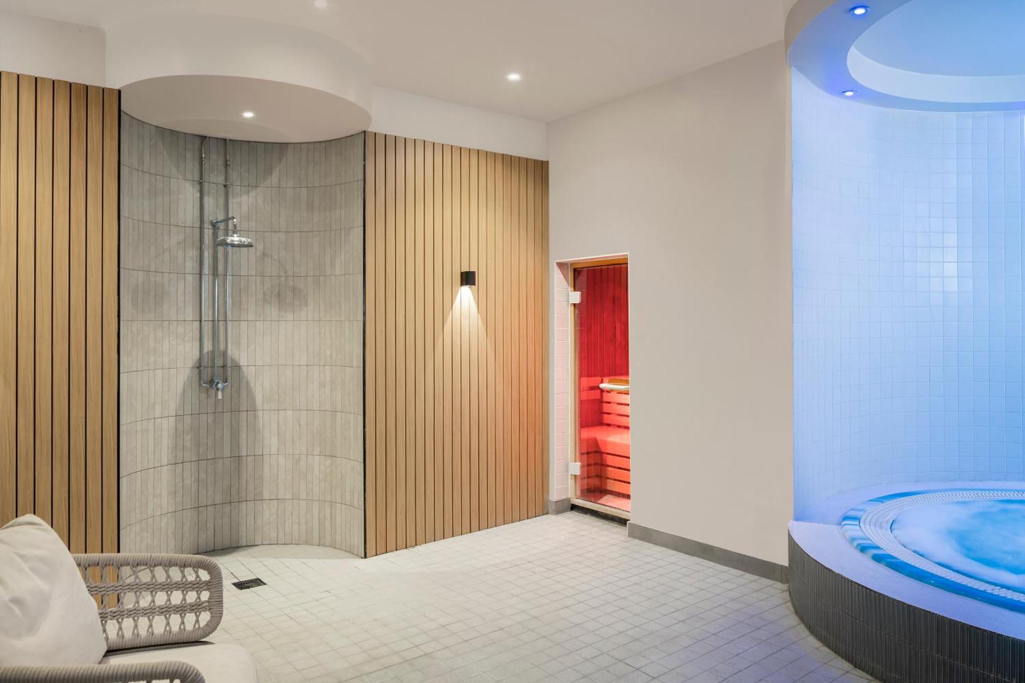 Voco Fareham - Solent By Ihg Hotel Exterior foto